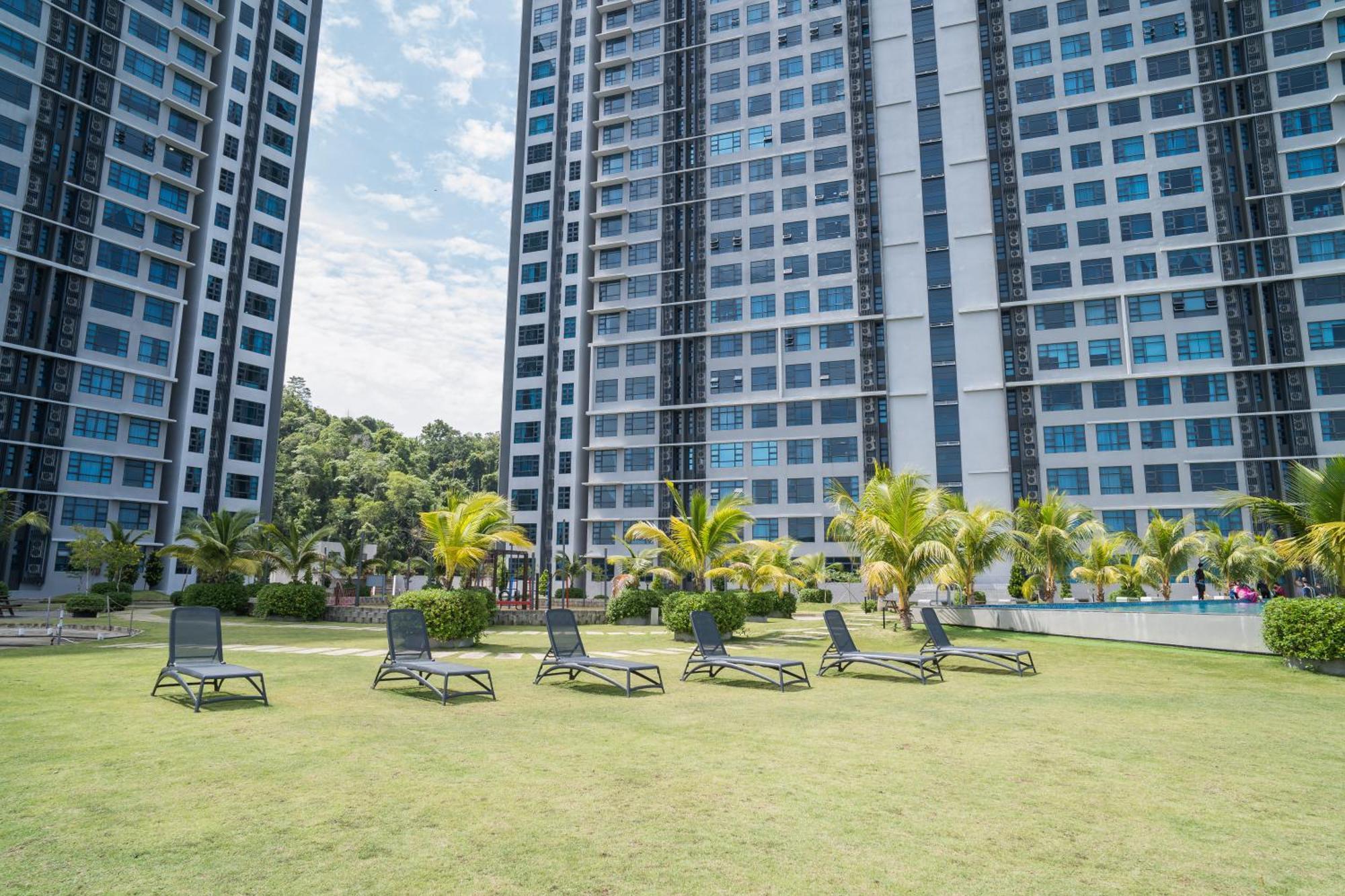 Petronella Suites Apartment @ Jesselton Quay Kota Kinabalu Exteriör bild